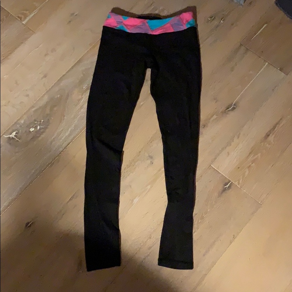 black ivivva leggings
